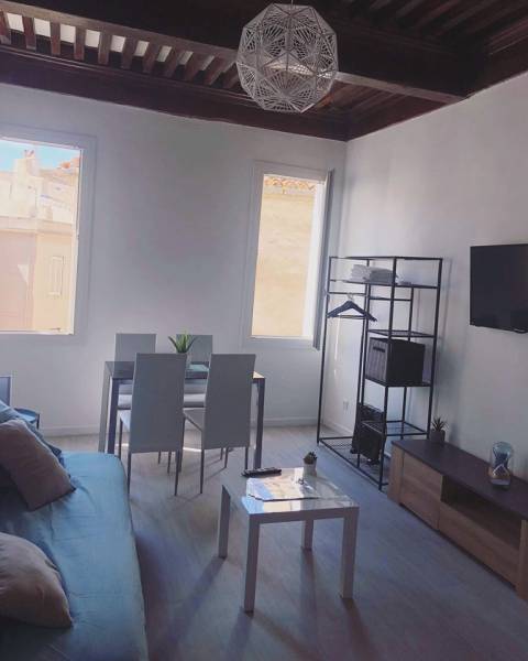 Appartement rénové à neuf par un professionnel la Ciotat